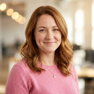 Emily Watson, responsable du service client chez Lune Capvo, dans une image de profil